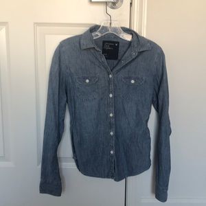 American Eagle denim shirt